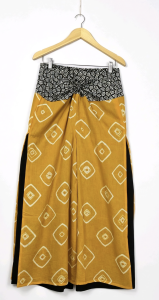 aruna it yellow black